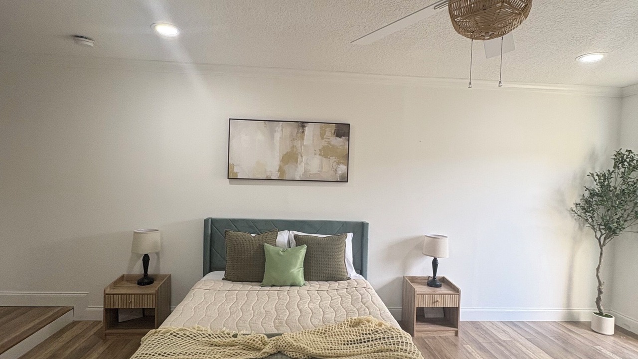 Photo of Bedroom in Lake Worth