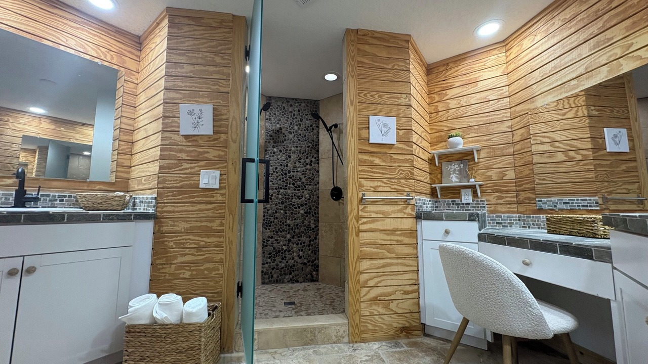 Photo of Bathroom in Lake Worth