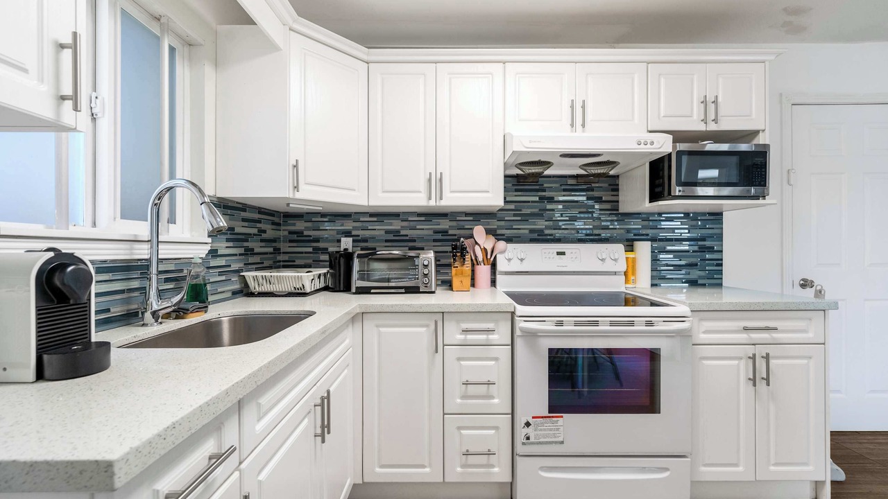Photo of Kitchen in Renfrew-Collingwood