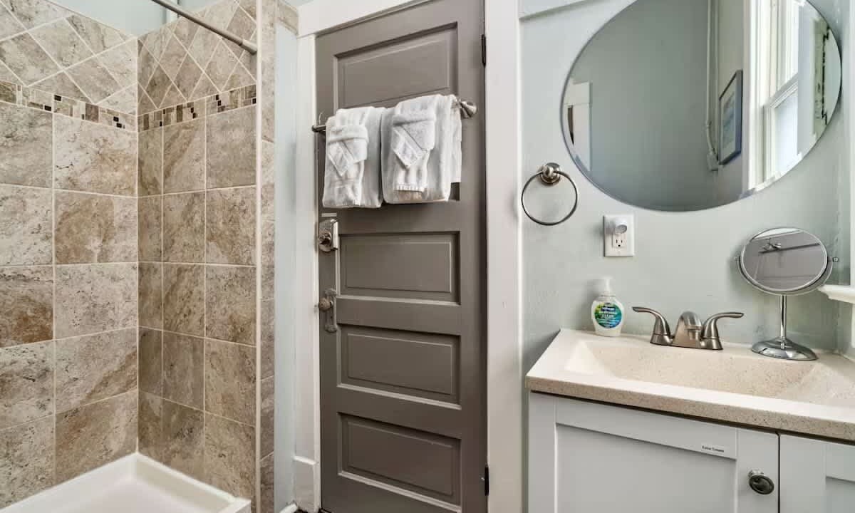 Photo of Bathroom in University North