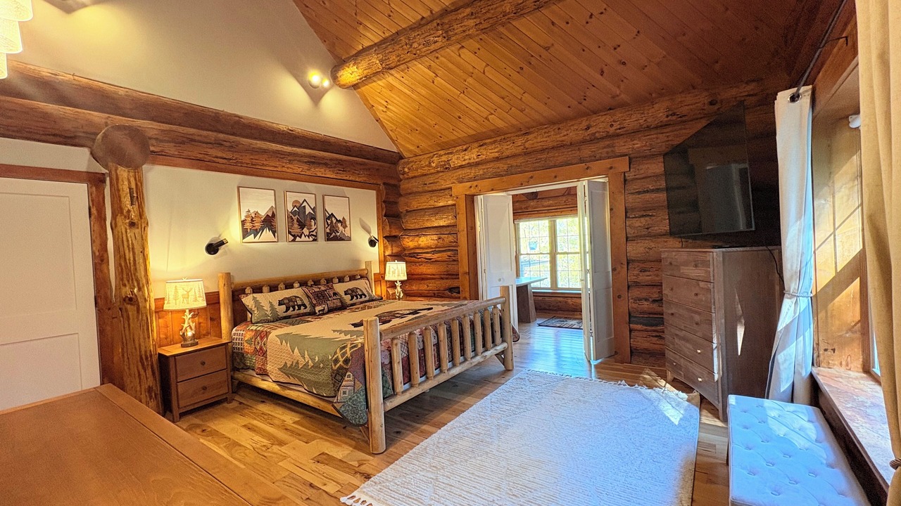 Photo of Bedroom in Proctor