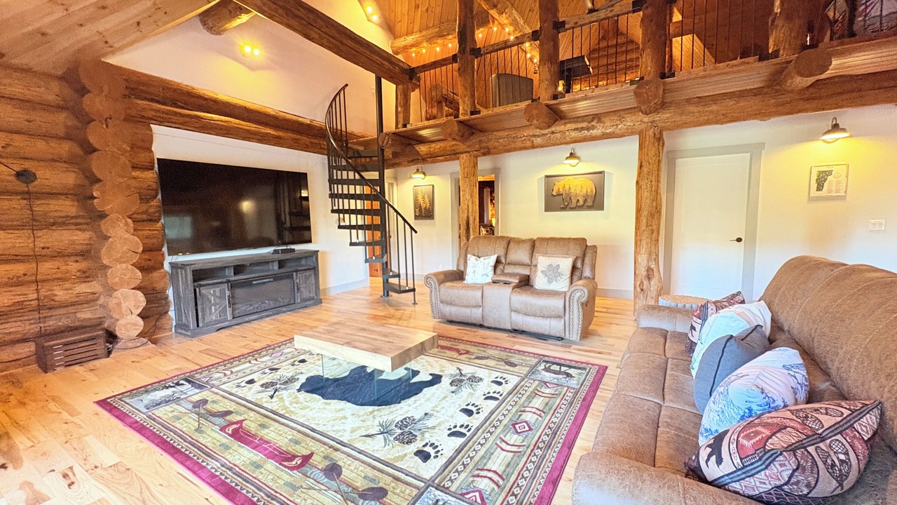 Photo of Livingroom in Proctor