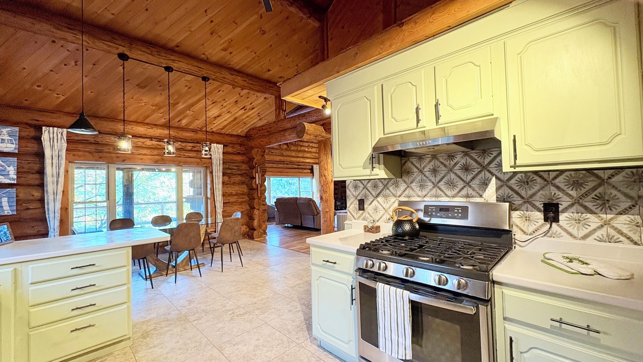 Photo of Kitchen in Proctor
