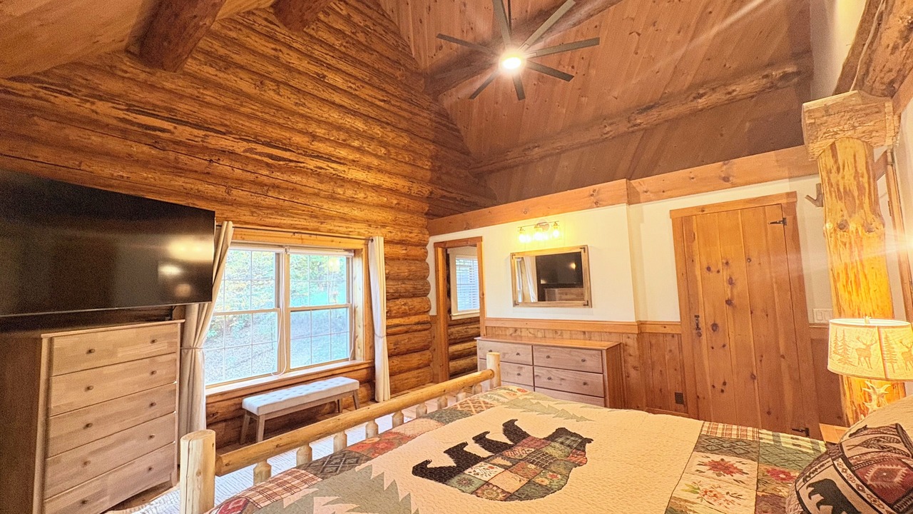 Photo of Bedroom in Proctor