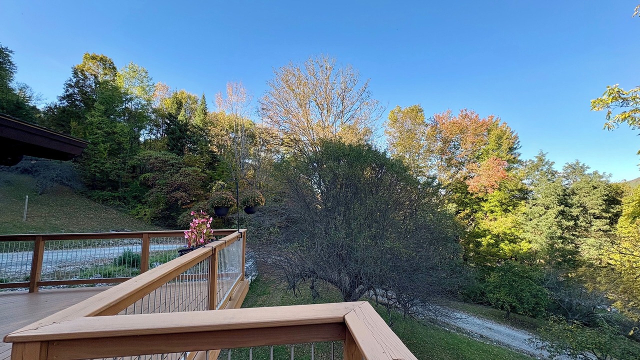 Photo of Outdoor in Proctor