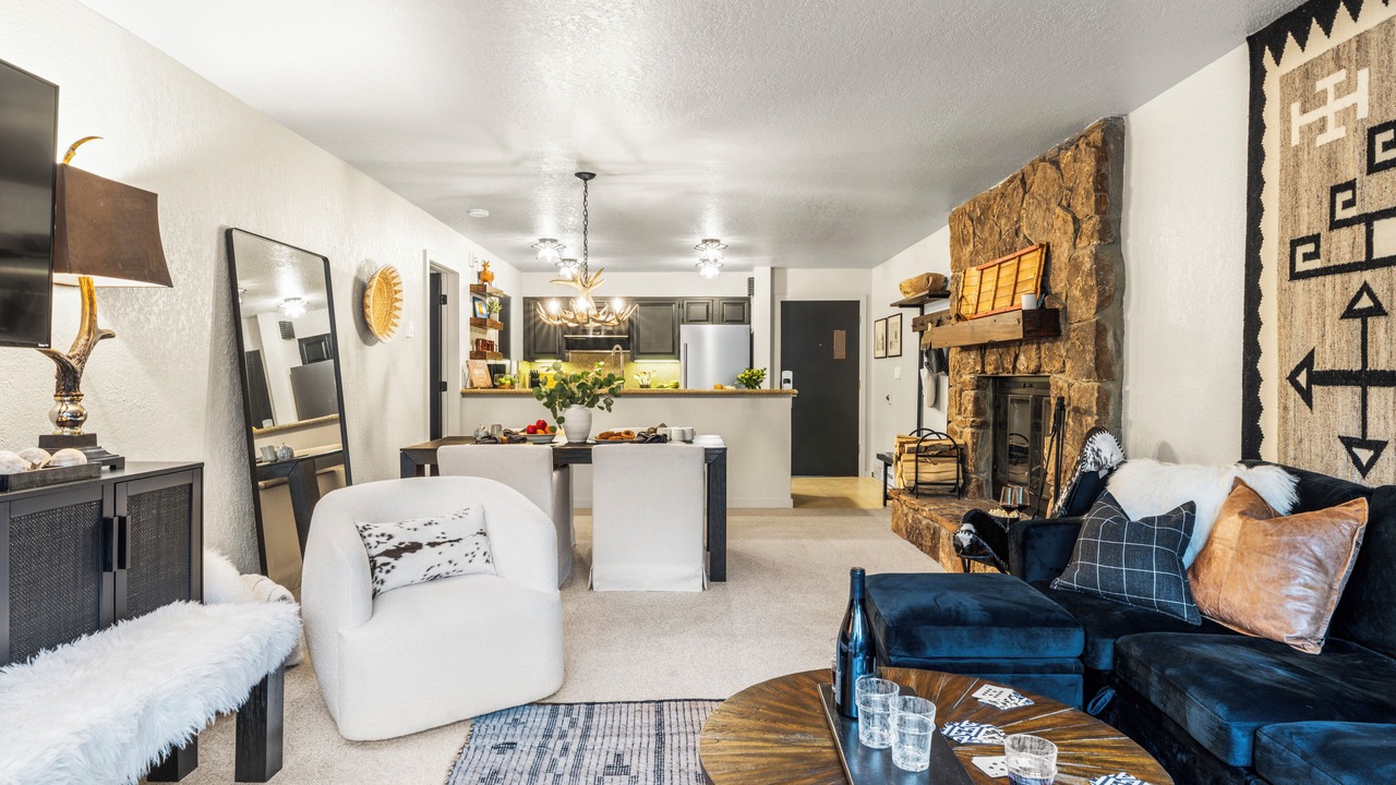 Photo of Livingroom in Snowmass Village