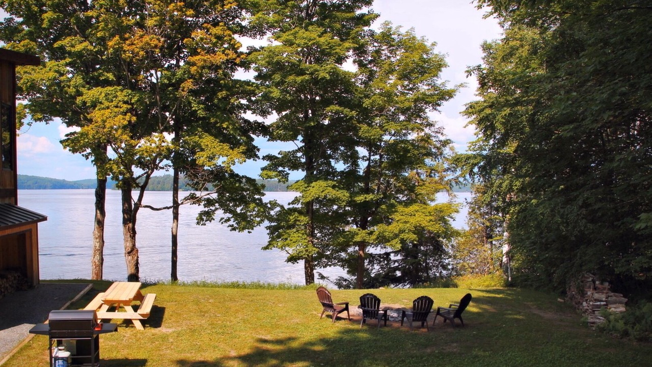 Photo of Outdoor in Newport Center