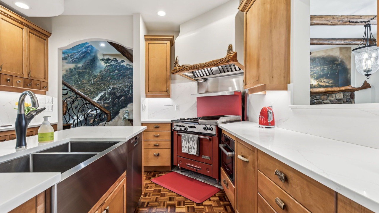 Photo of Kitchen in Town Centre