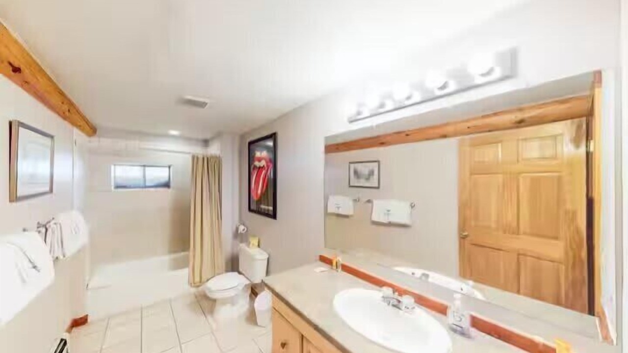 Photo of Bathroom in Wildernest