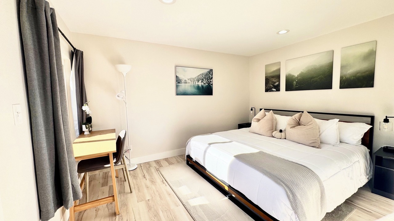 Photo of Bedroom in North Park Hill