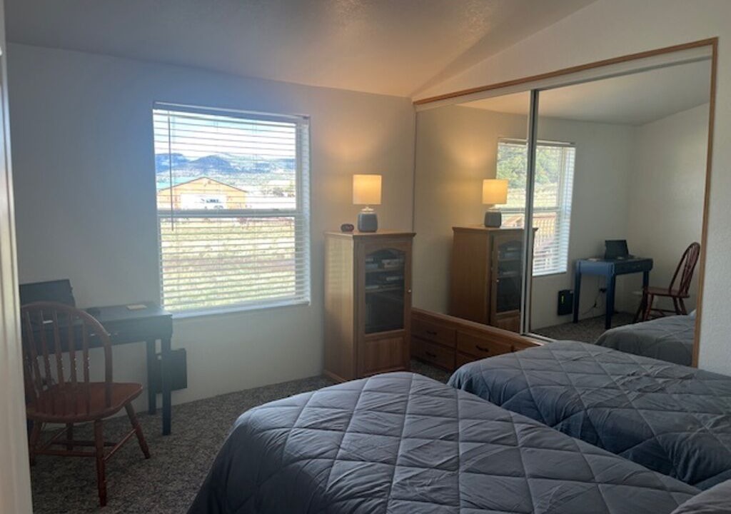 Photo of Bedroom in South Fork