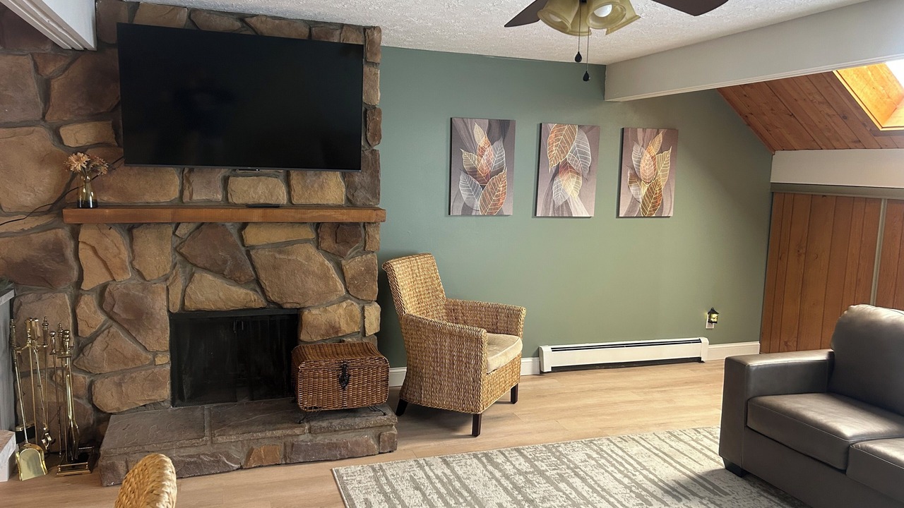 Photo of Livingroom in Merriman Valley