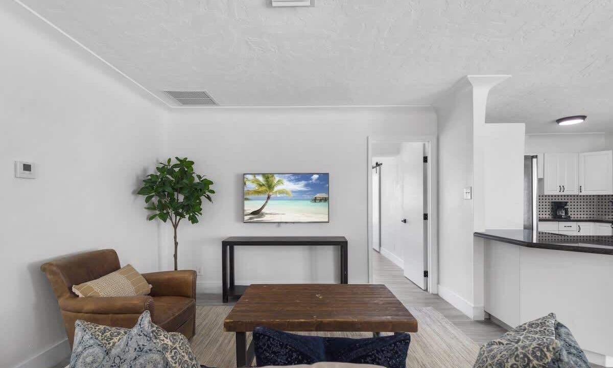 Photo of Bedroom in Pompano Isles