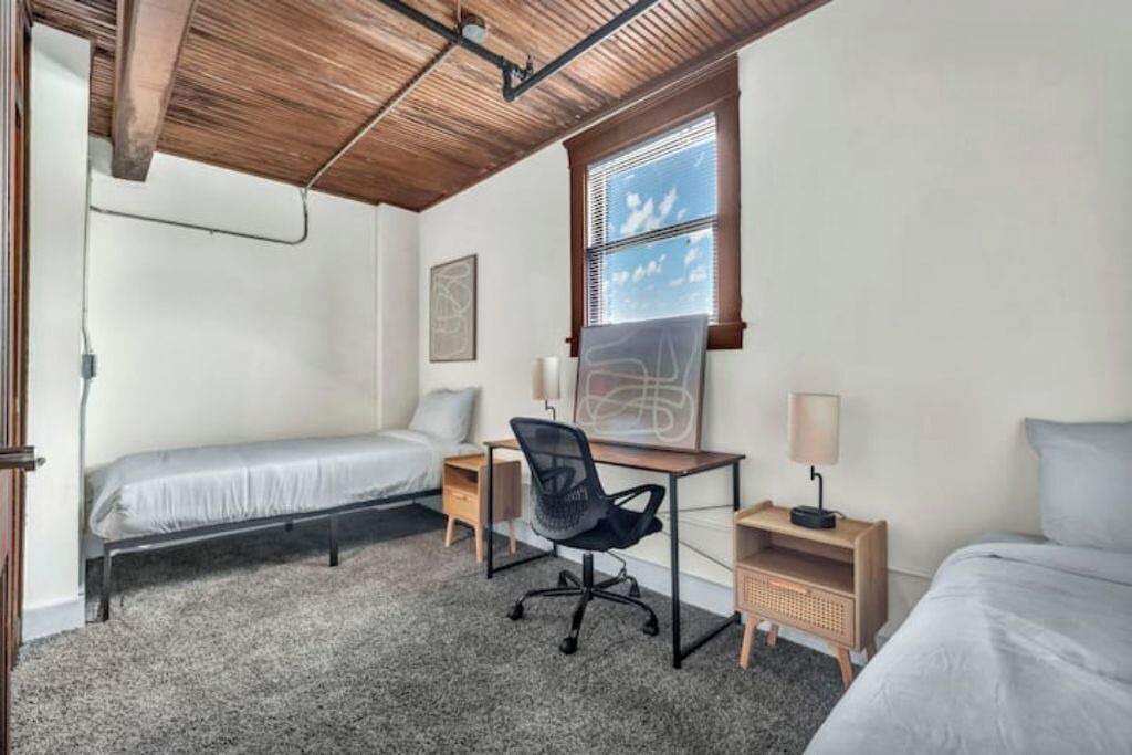 Photo of Bedroom in Tremont