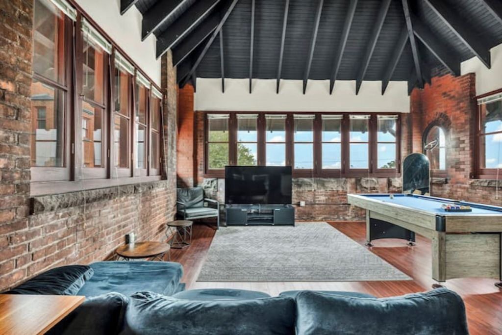 Photo of Livingroom in Tremont