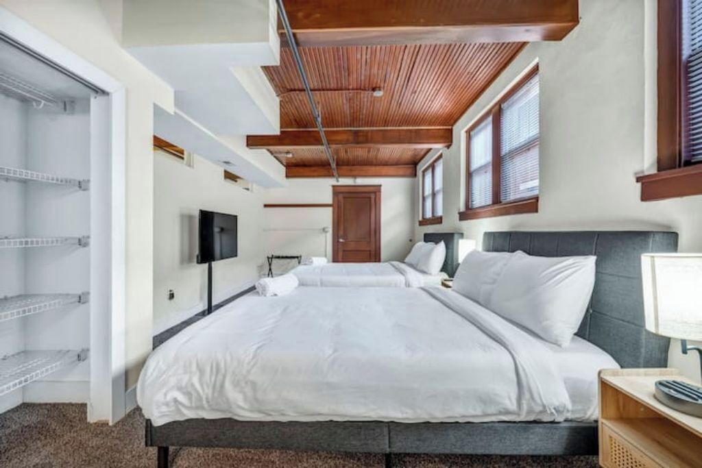 Photo of Bedroom in Tremont