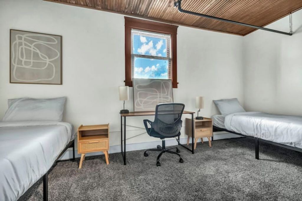 Photo of Bedroom in Tremont