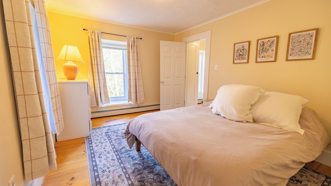 Photo of Bedroom in Campton