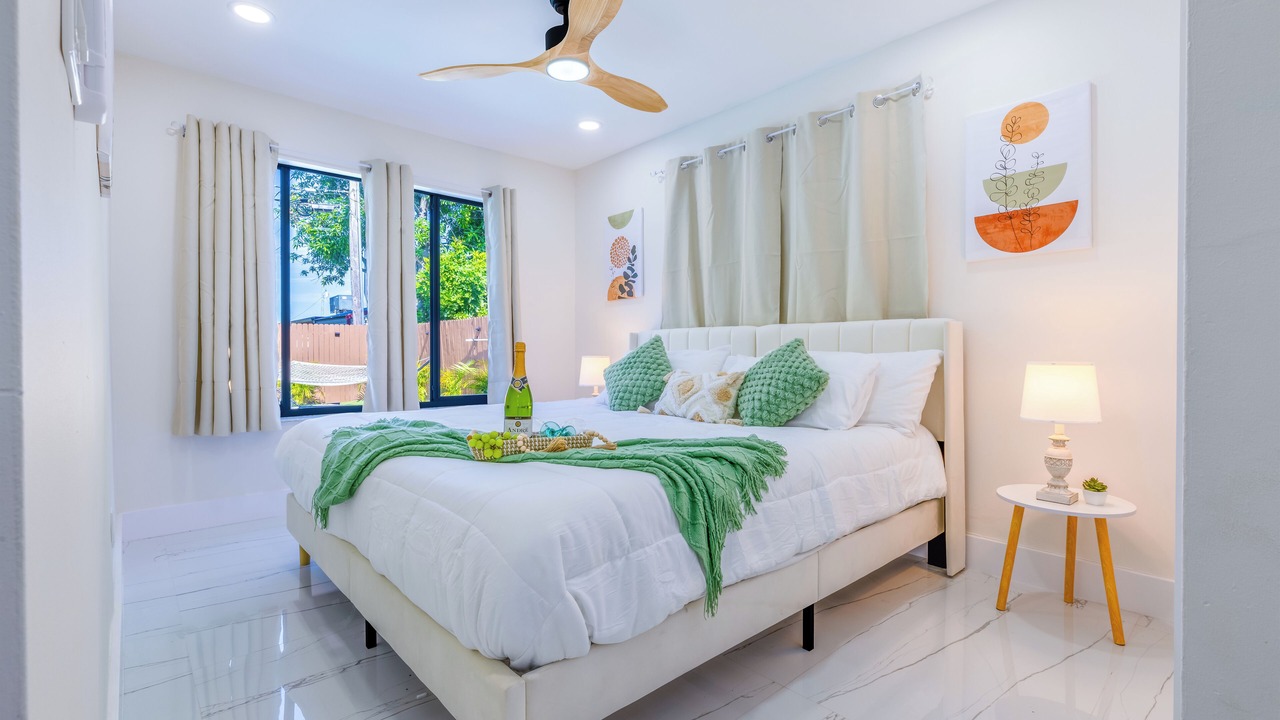 Photo of Bedroom in Pompano Beach