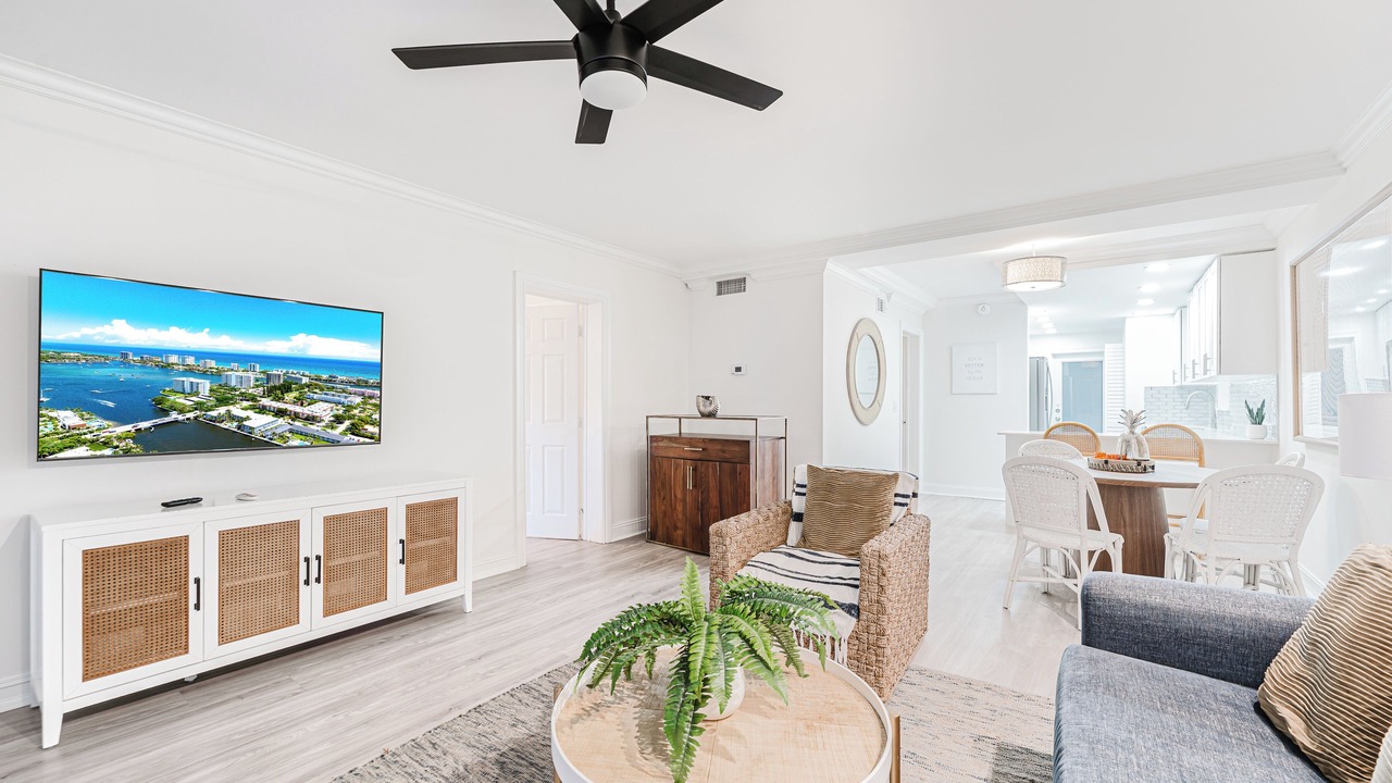 Photo of Livingroom in Boca Raton