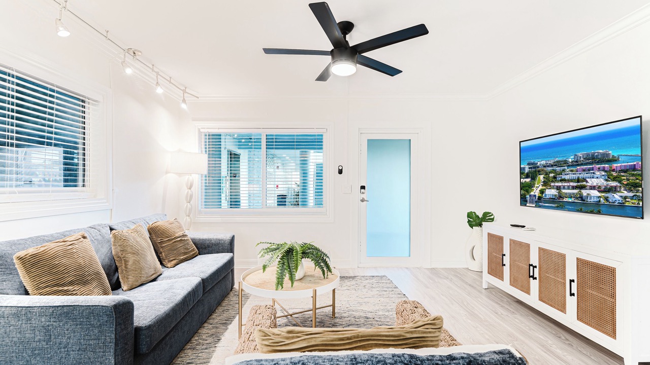 Photo of Livingroom in Boca Raton
