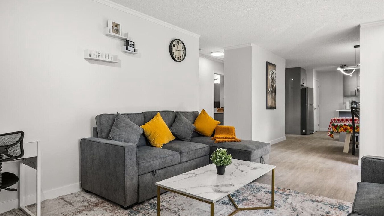 Photo of Livingroom in Southeast Calgary