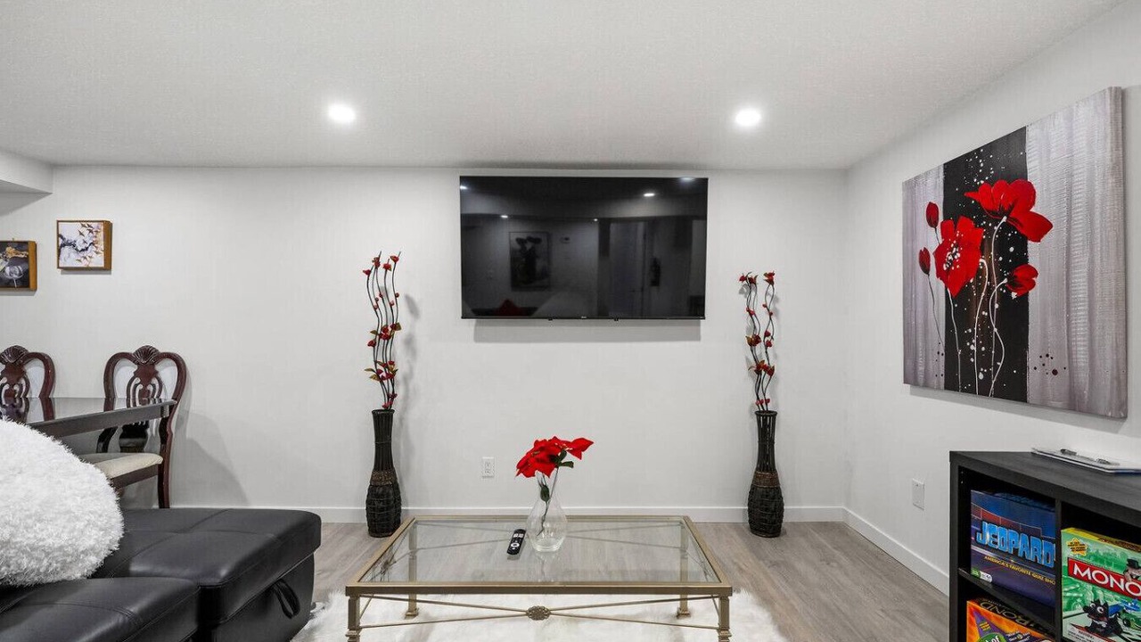 Photo of Livingroom in Southeast Calgary