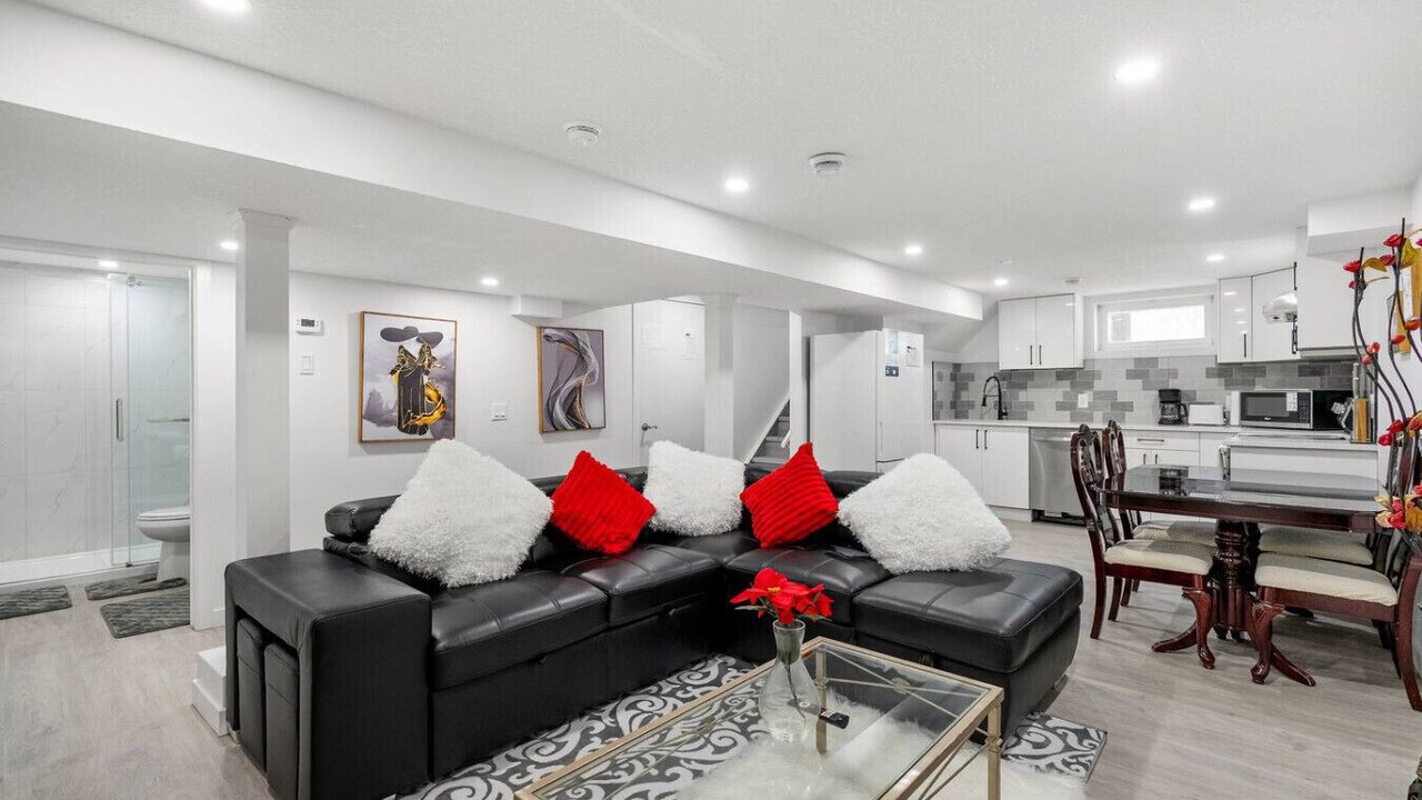 Photo of Livingroom in Southeast Calgary