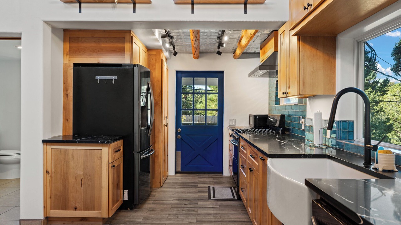 Photo of Kitchen in Canada de los Alamos