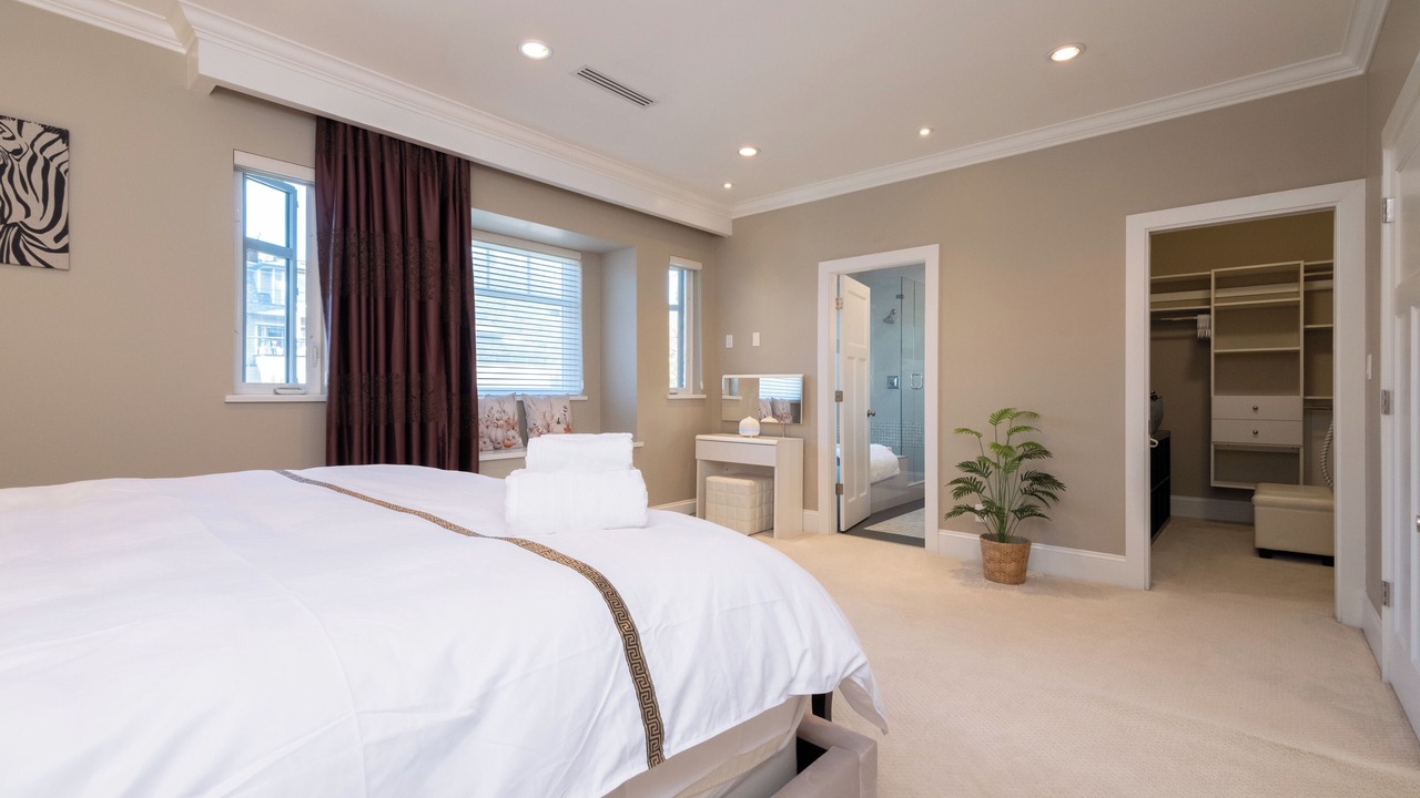 Photo of Bedroom in Kerrisdale