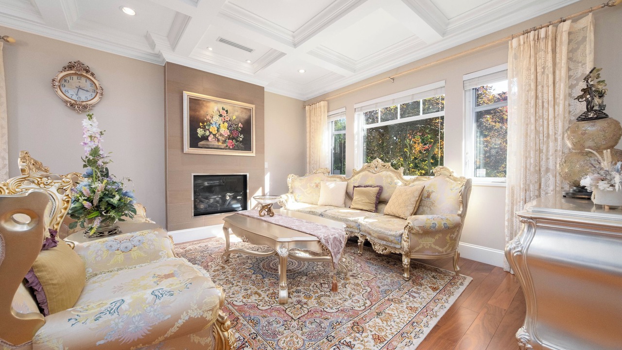 Photo of Livingroom in Kerrisdale