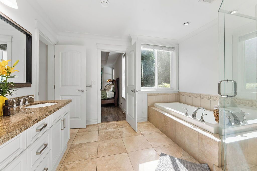 Photo of Bathroom in Metro Vancouver Regional District