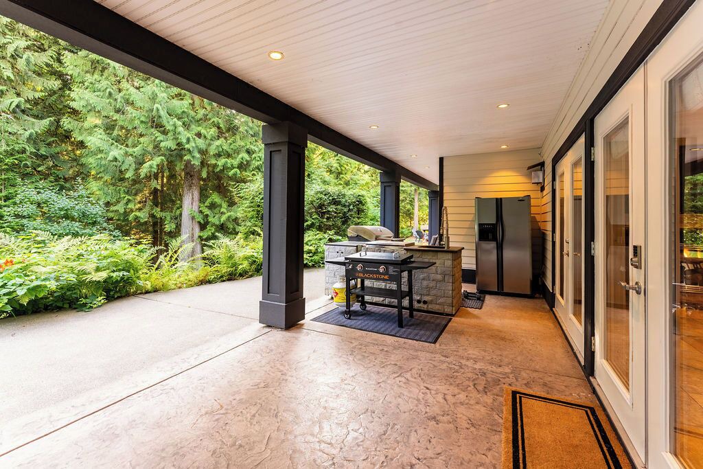 Photo of Patio Balcony in Metro Vancouver Regional District