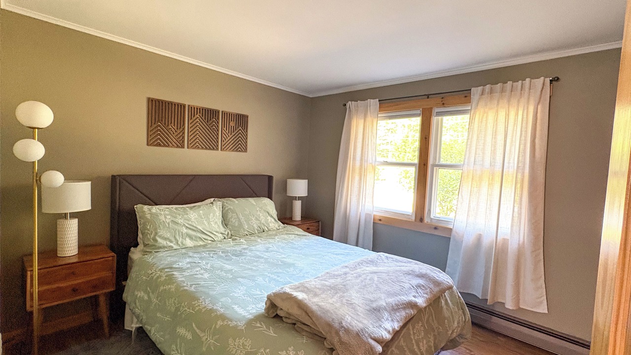 Photo of Bedroom in Bethel