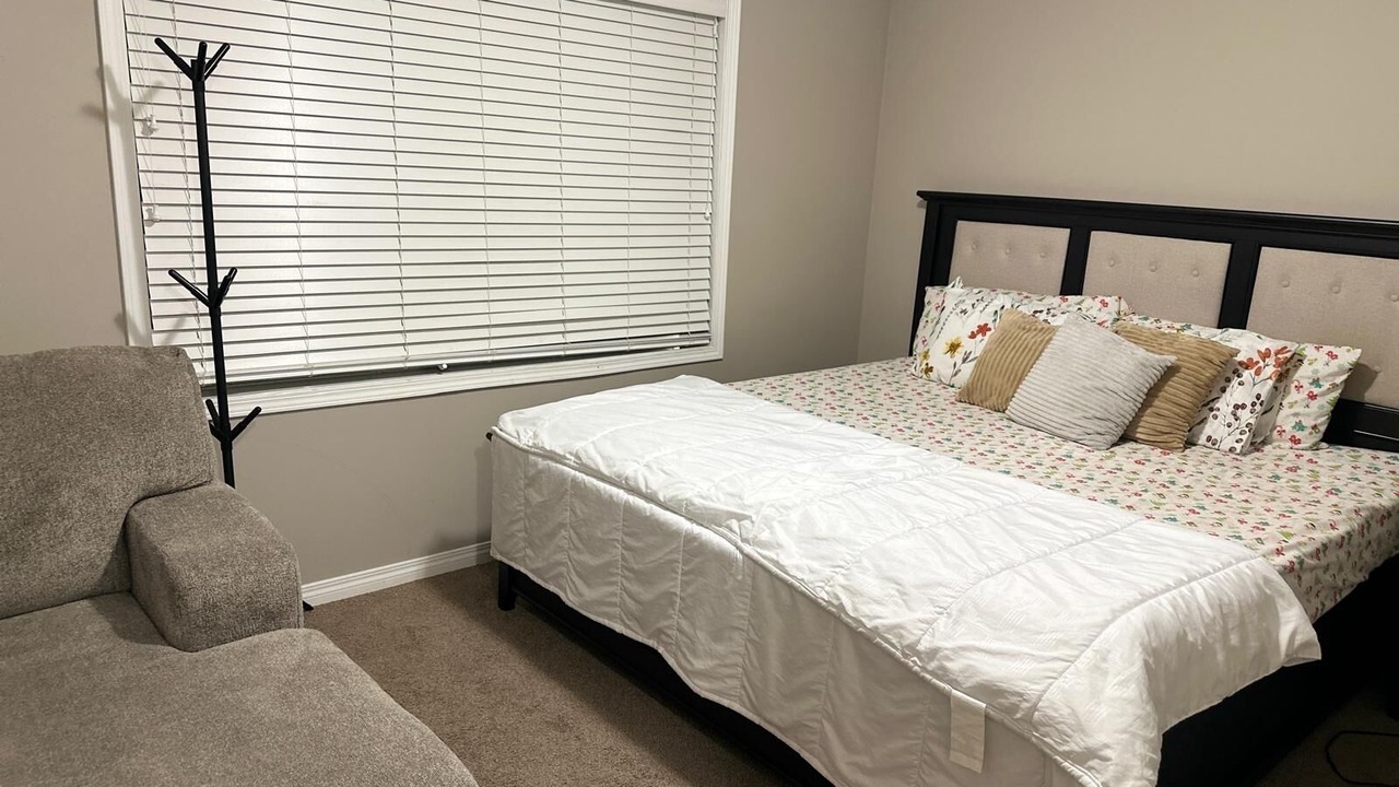 Photo of Bedroom in Airdrie
