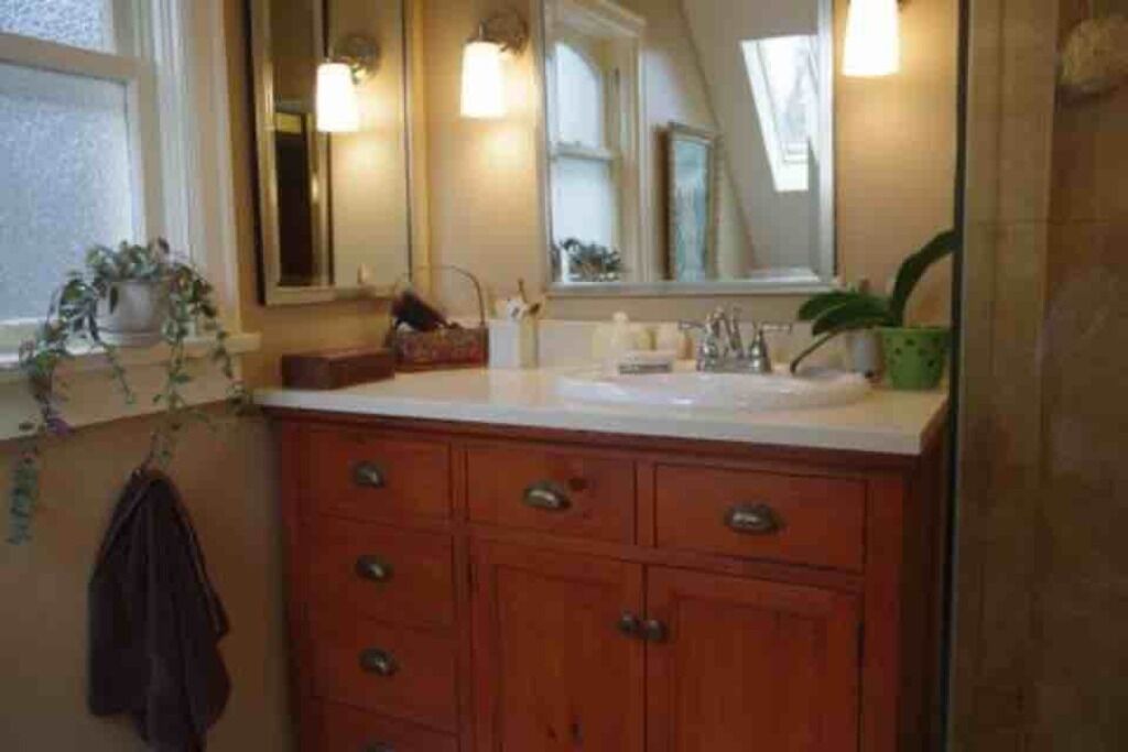 Photo of Bathroom in West Point Grey