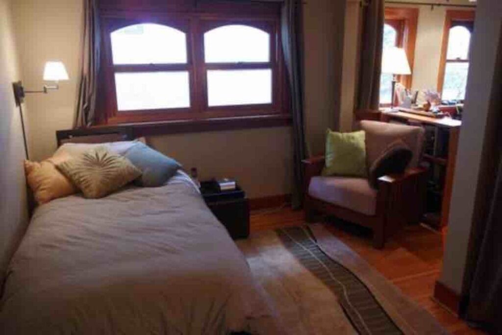 Photo of Bedroom in West Point Grey