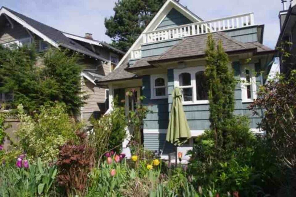 Photo of Outdoor in West Point Grey