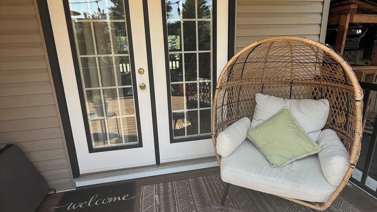 Photo of Patio Balcony in Southwest Calgary