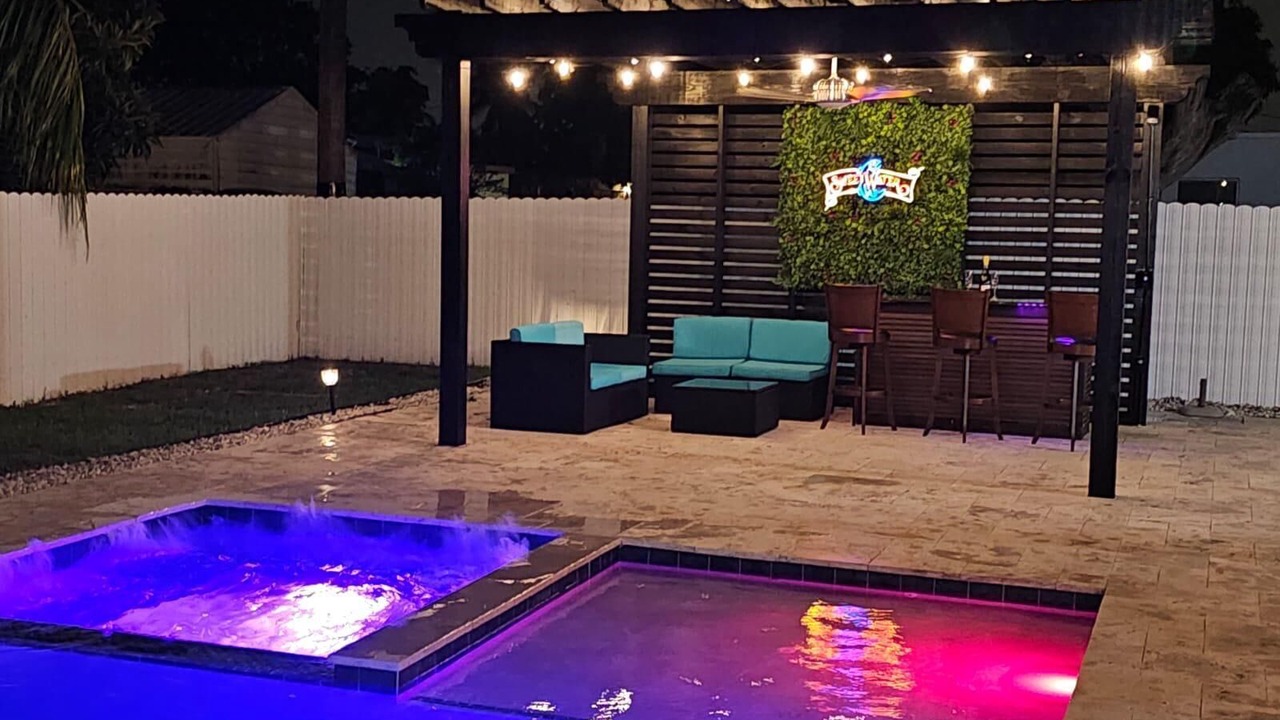 Photo of Outdoor in Lake Worth Corridor