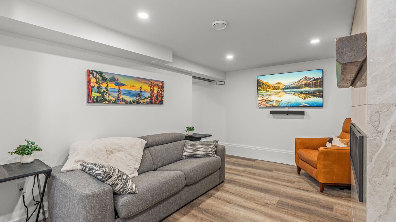 Photo of Livingroom in Vernon