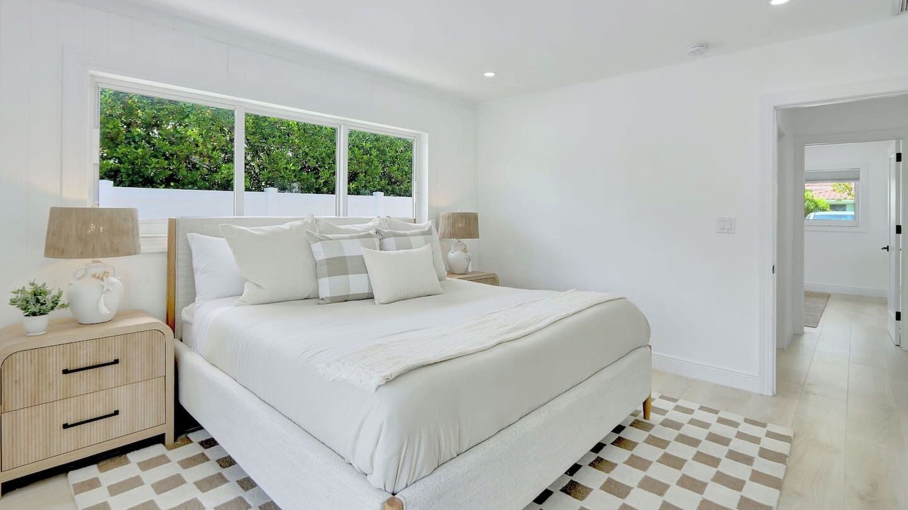 Photo of Bedroom in Garden Isles