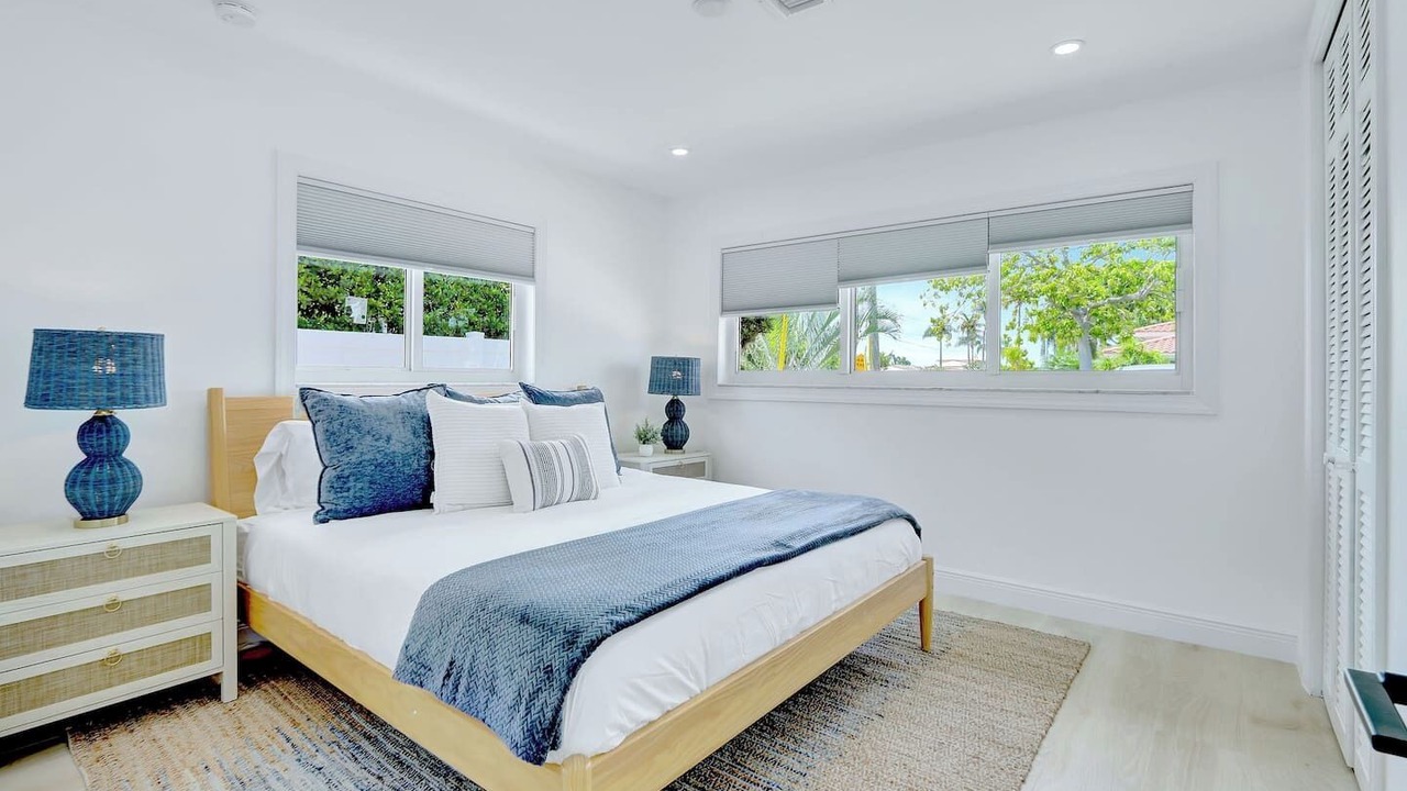 Photo of Bedroom in Garden Isles