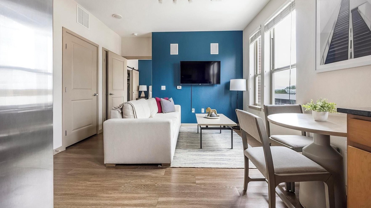 Photo of Livingroom in West Colfax