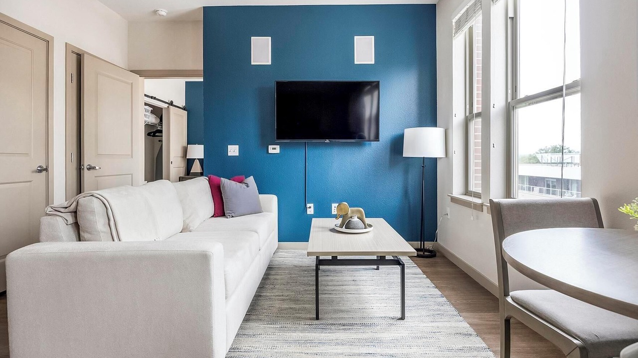 Photo of Livingroom in West Colfax