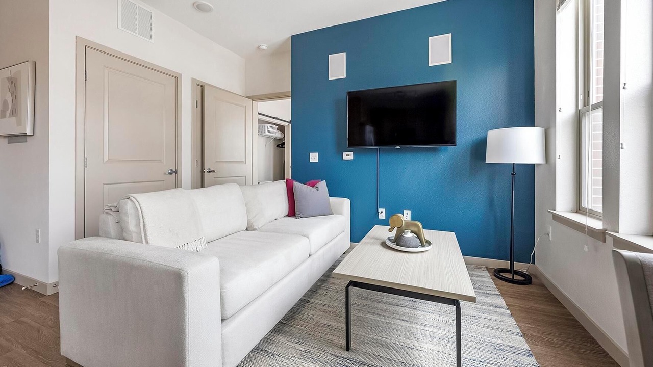 Photo of Livingroom in West Colfax