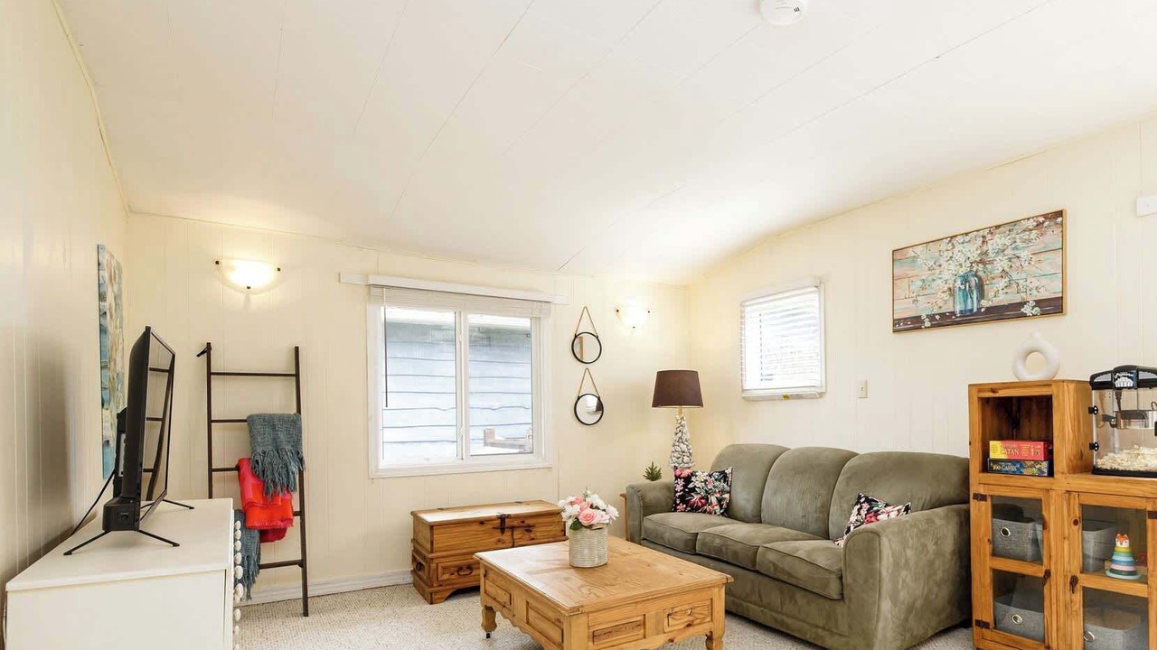 Photo of Bedroom in Sylvan Lake