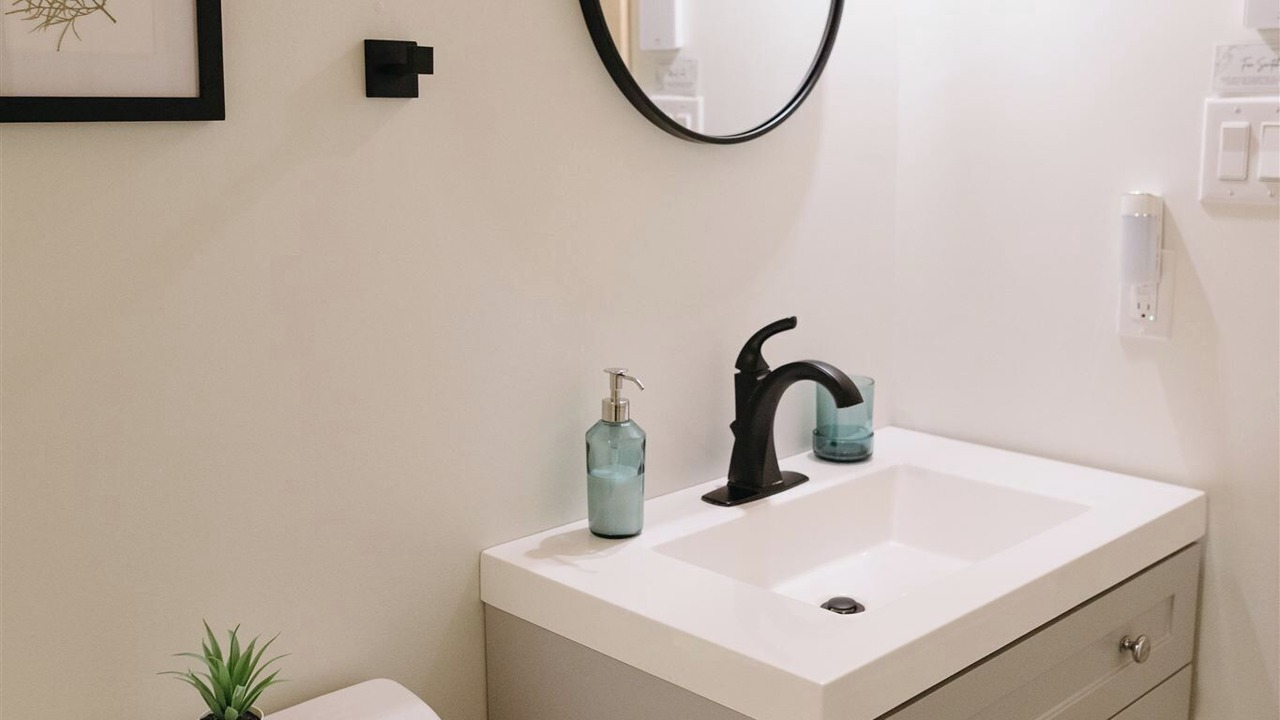 Photo of Bathroom in Golden