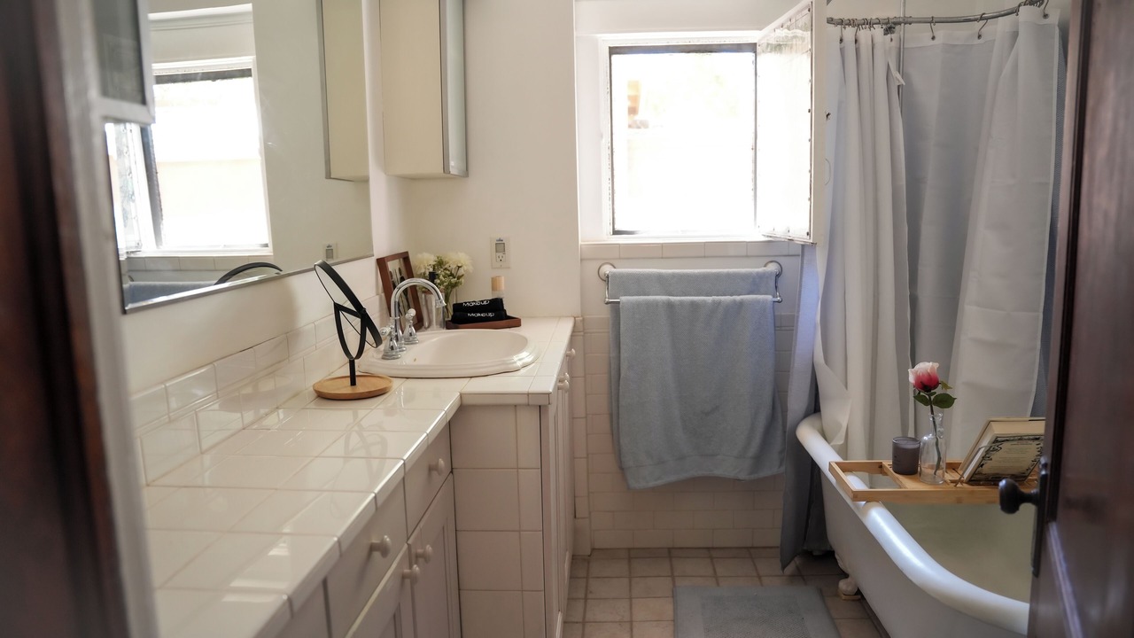Photo of Bathroom in University Heights