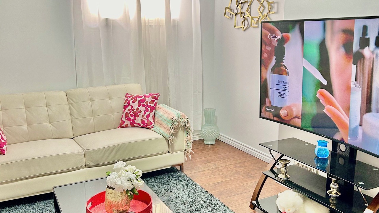 Photo of Livingroom in Northeast Edmonton